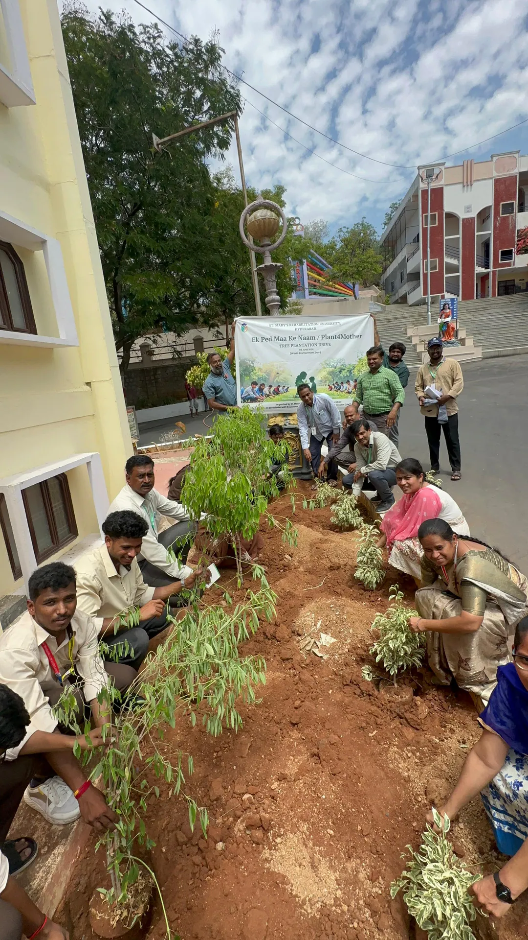 SMRU faculty and students participating in the Tree Plantation Drive